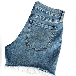 Old Navy Mid-Rise Boyfriend Denim Cutoff Shorts | Size 6